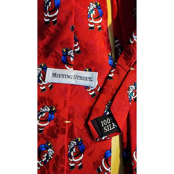 Meeting Street Christmas Holiday Santa Silk Tie - Picture 3 of 3